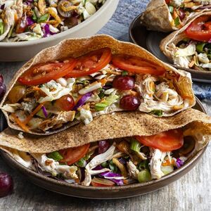 Dole buffalo chicken pitas