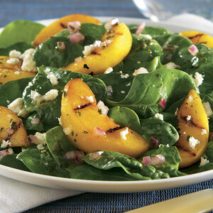 GrilledPeachSaladSpinachRedOnionVinaigrette-12x6