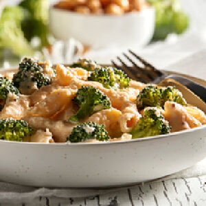 One Pot Broccoli Cauliflower Cheddar Chickpea Mac