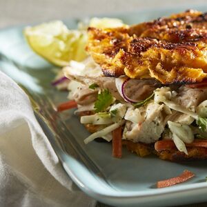 Smashed-Plantain-Chicken-Sandwich_1770_885