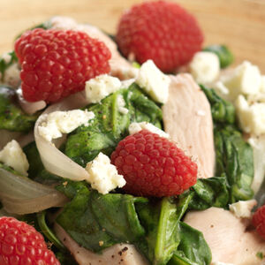 Spinach and Chicken Stir Fry Salad with Raspberries 1000x383