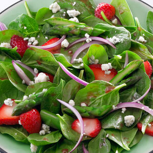 Springtime-spinach-salad1200