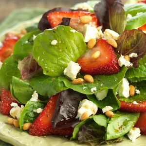 Strawberry Salad with Greens and pine nuts1200