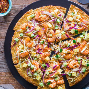 Thai_Spicy_Shrimp_Pizza_with_Cauliflower_Crust-44_1200x600