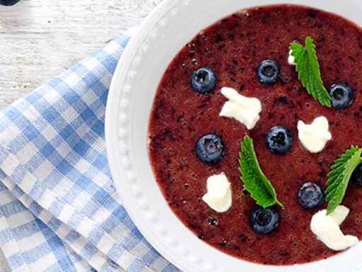 warm berry soup