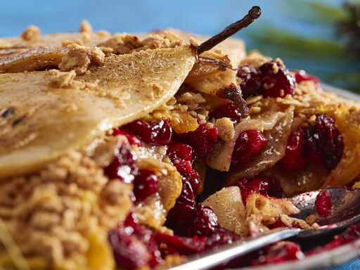 Cranberry Pear Pineapple Crisp