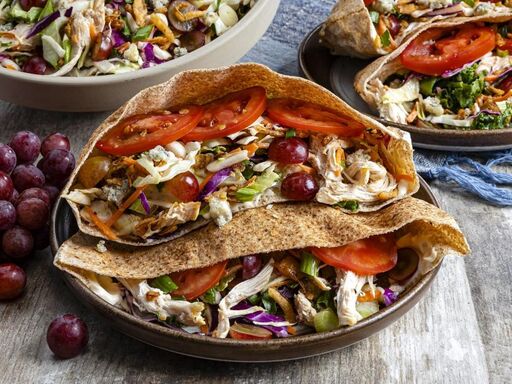 Dole buffalo chicken pitas