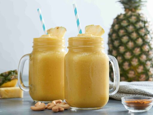 Pineapple-Turmeric-Smoothie