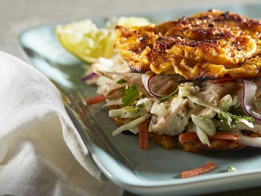 Smashed-Plantain-Chicken-Sandwich_1770_885