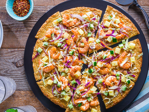 Thai_Spicy_Shrimp_Pizza_with_Cauliflower_Crust-44_1200x600