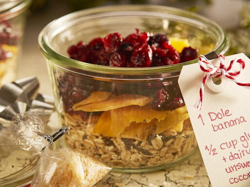 Tropical Cranberry Overnight Oats