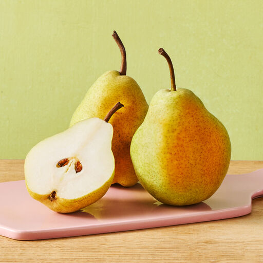 pear sliced